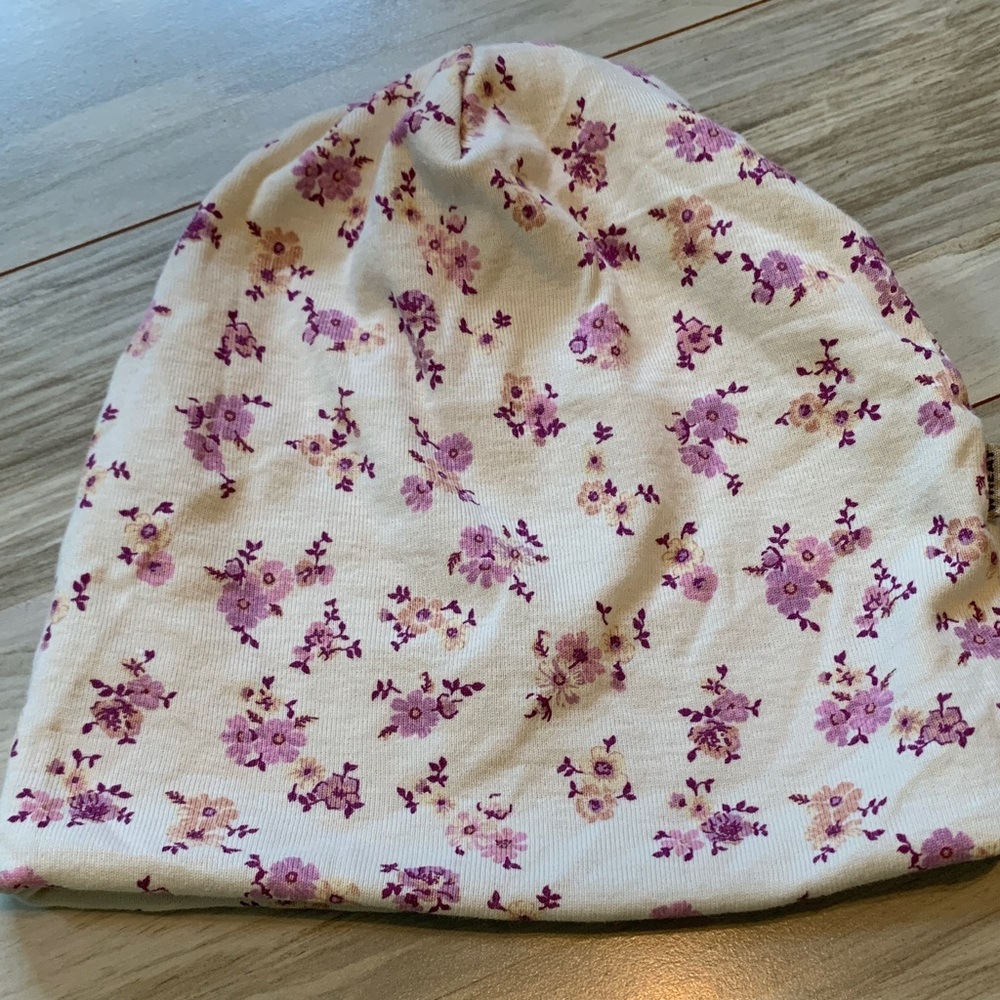 WHEAT Kids Floral Beanie Hat in Light Cream and Pink